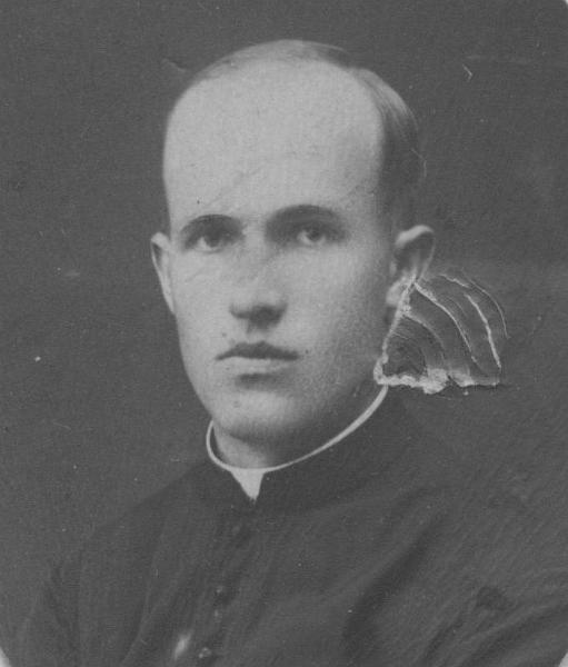 parafia polskokatolicka 1.jpg - Ks. Józef Kwolek. Pierwszy proboszcz i organizator parafii